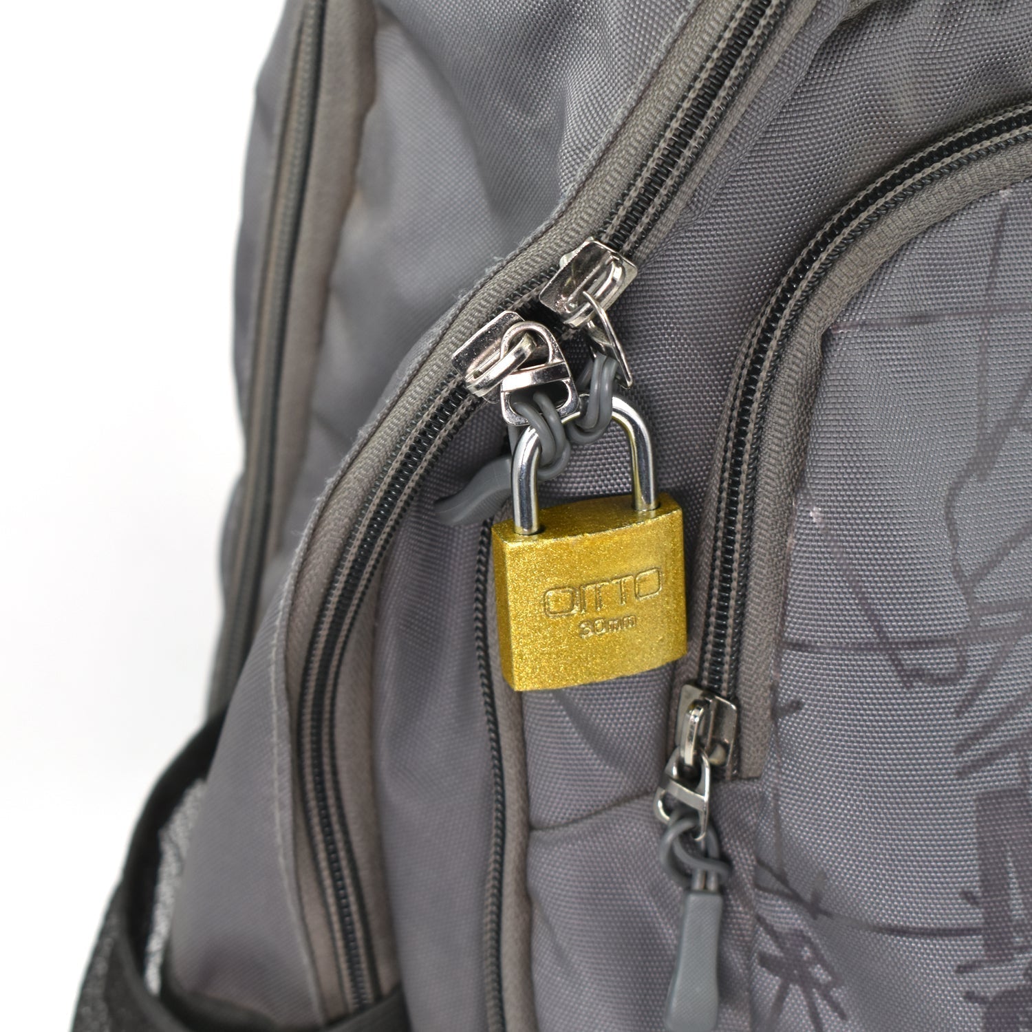 30 mm lock with key, used for security and protection 30 mm lock with key, used for security and protection